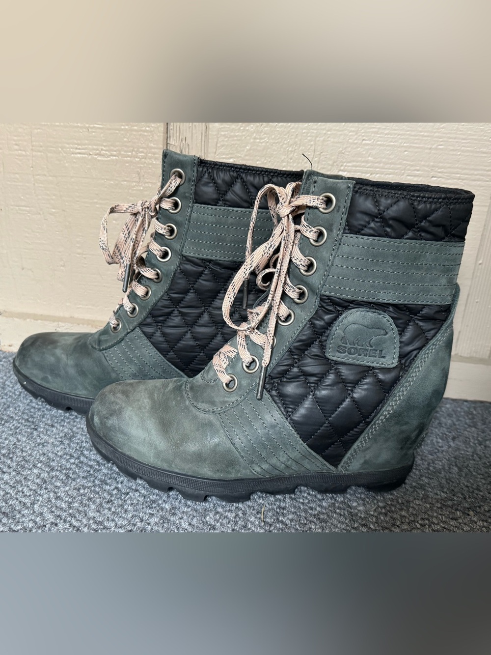 Sorel Boots Green Size 8.5